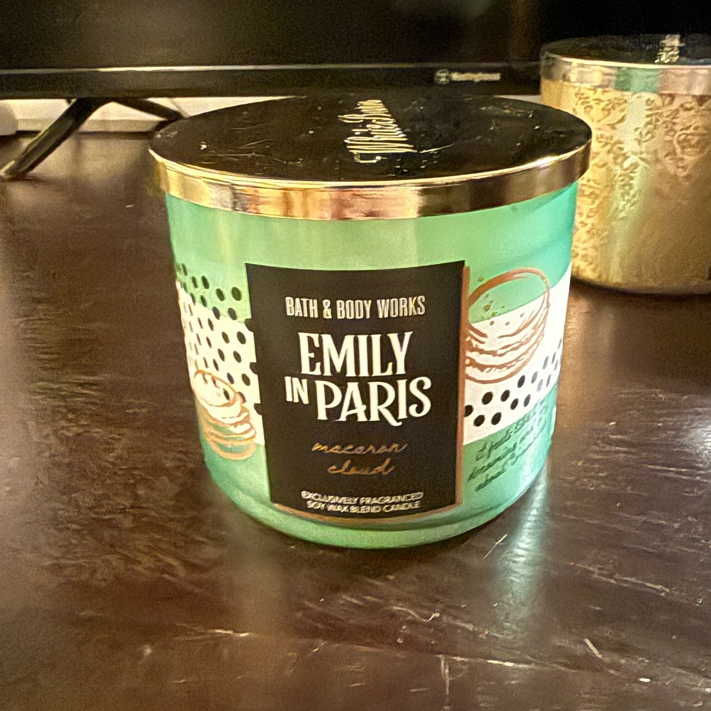 Bath & Body Works Green Emily in Paris Candle